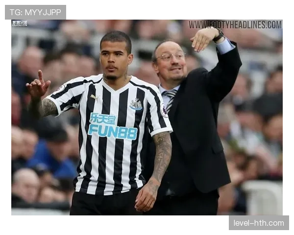 英超宣布新赞助商合作,开启未来赛季全新篇章 英超宣布新赞助商合作,开启未来赛季全新篇章