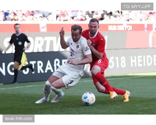 阿尔卡塞尔战术适配性显著提升，球队焕发新貌表现抢眼