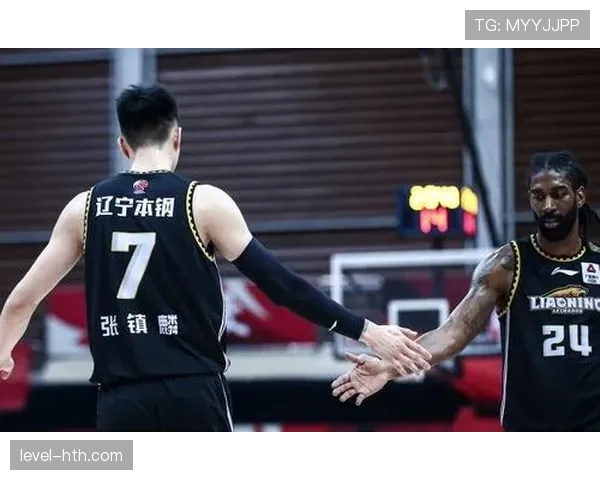 海伦芬控球能力显著提升，状态持续回暖赛季表现稳步向好