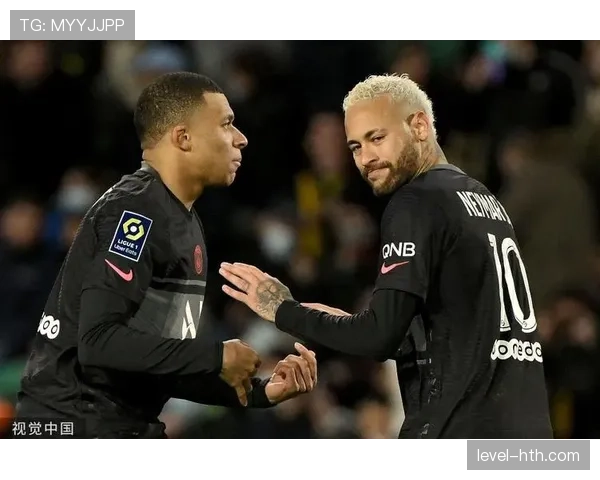 维尼修斯与内马尔盘带能力对比：突破效率与技巧差异解析