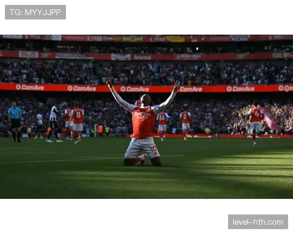 阿森纳关键时刻总掉链子，问题真不在阵容？